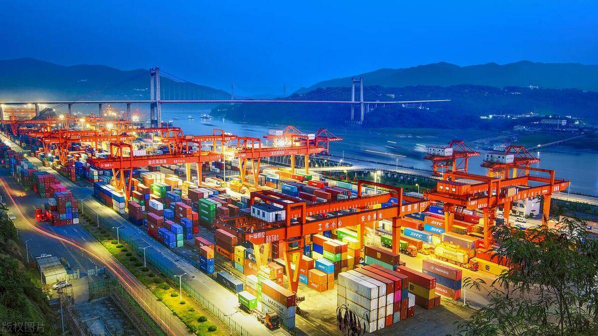 节后市场坚持下行趋势（2023年4月29日至5月05日）中海内贸集装箱运价指数环比同比下跌  --  bevictor伟德官网物流