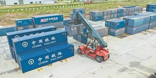 海内市场需求一连上升，，，本期内贸集装箱运价指数环比上涨（2022年10月29日至11月04日）
