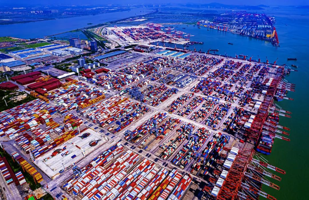 11月报价广东各口岸都会到大连内贸海运价钱  --  bevictor伟德官网物流